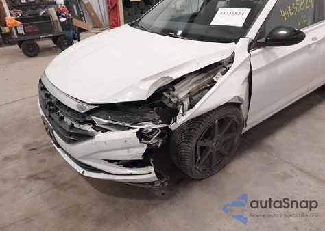 2019 Volkswagen Jetta 1.4T R-Line/1.4T S/1.4T Se from USA, damaged, VIN 3VWC57BU7KM097136